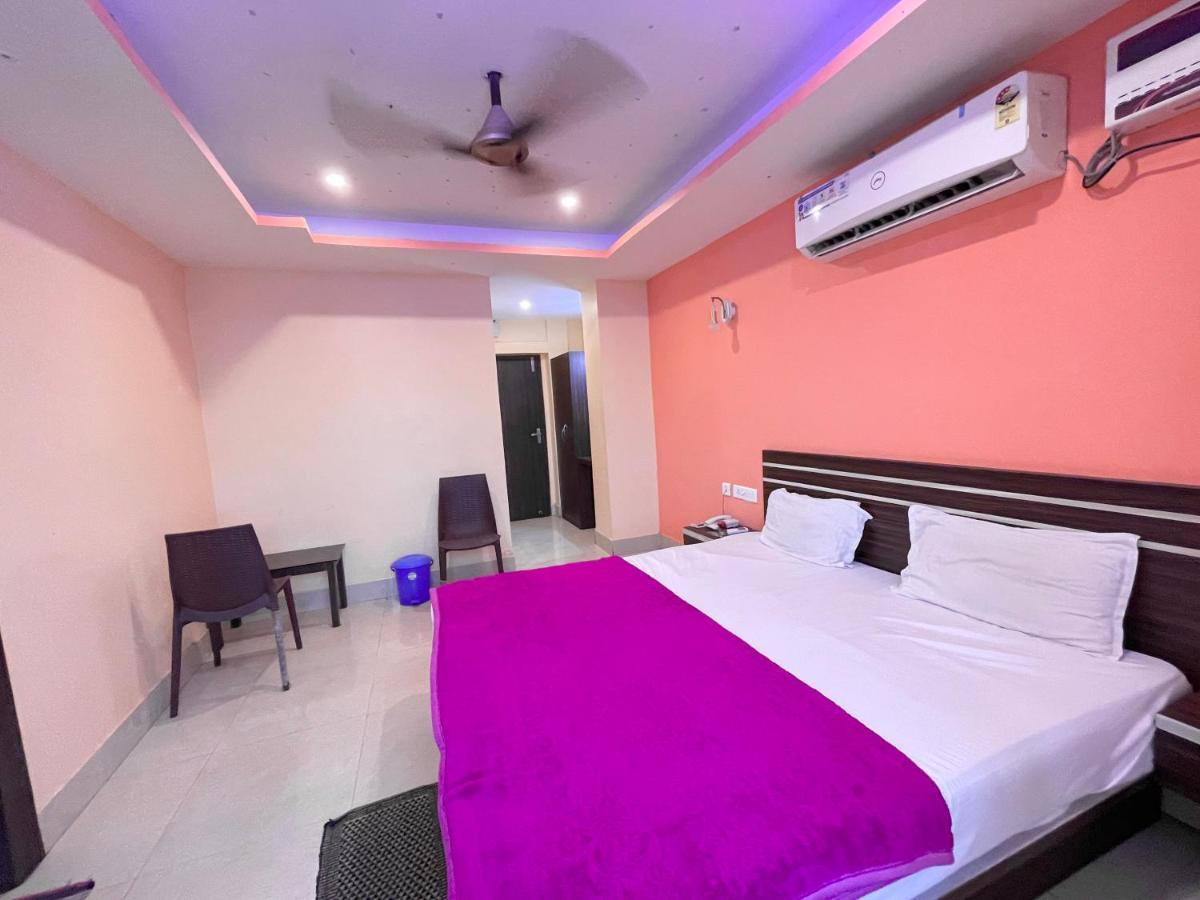 Hotel Deo Puri Exterior photo